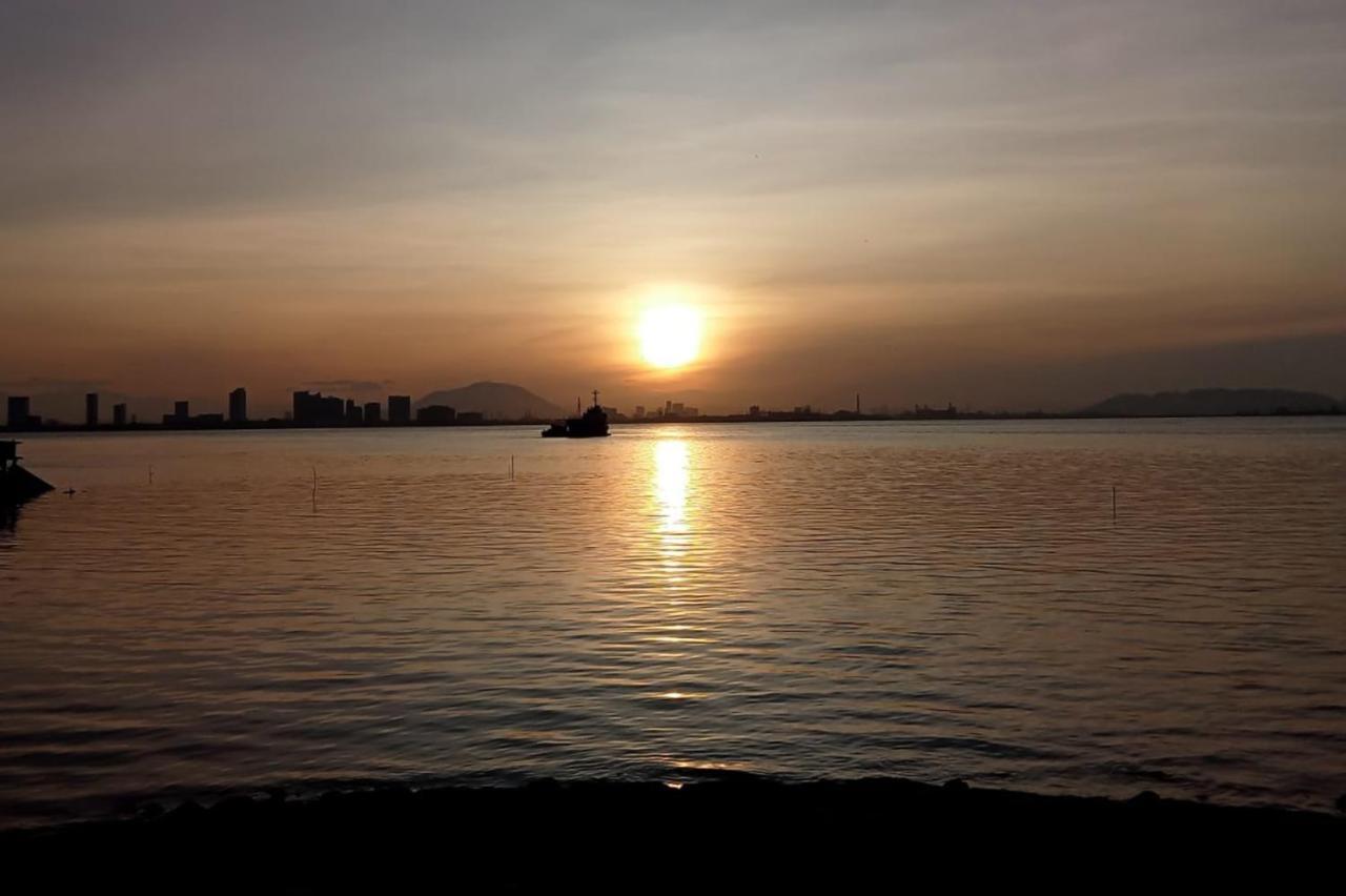 Maritime Suites Duplex Marvelous Sea View George Town Bagian luar foto
