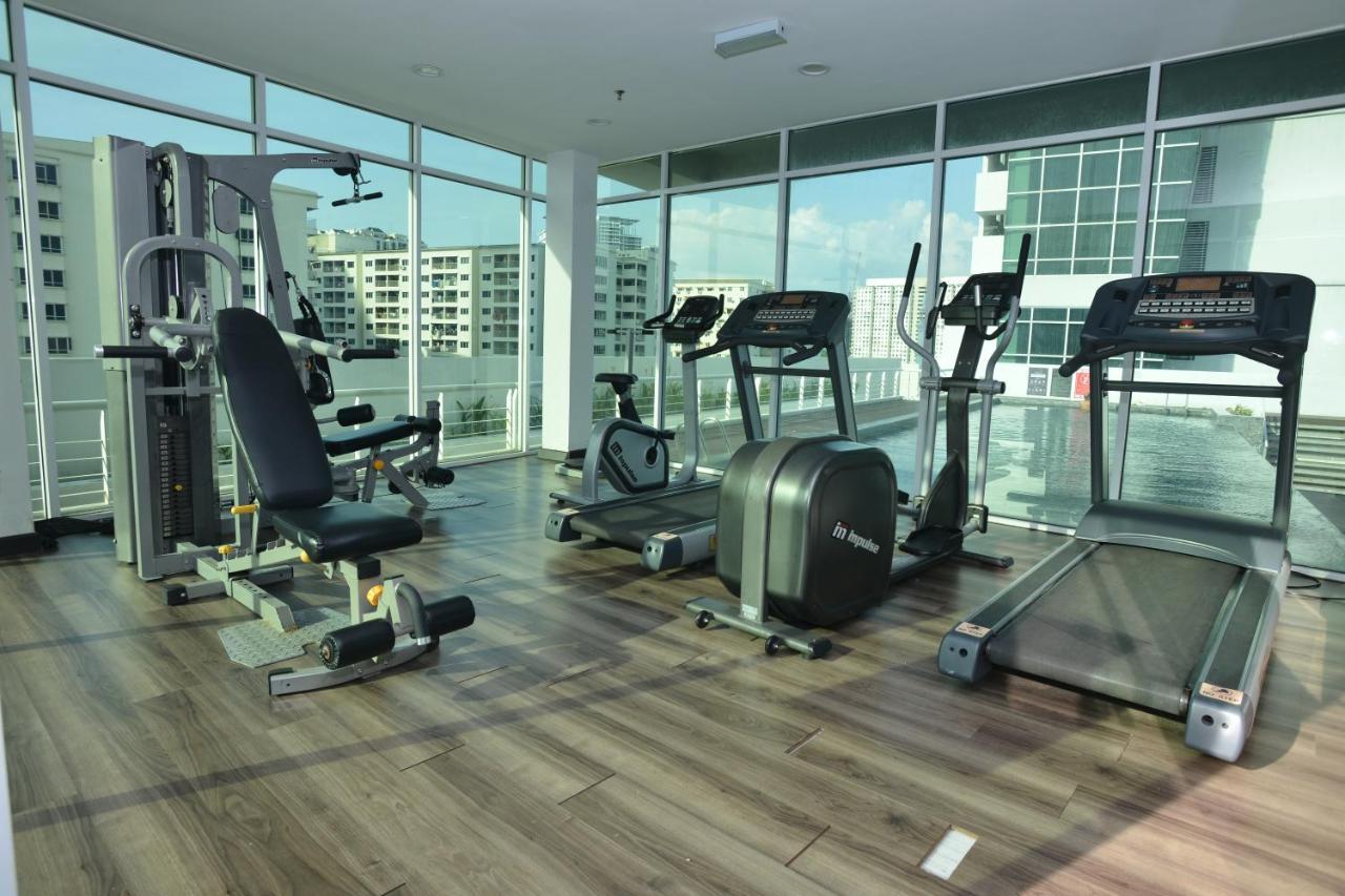 Maritime Suites Duplex Marvelous Sea View George Town Bagian luar foto