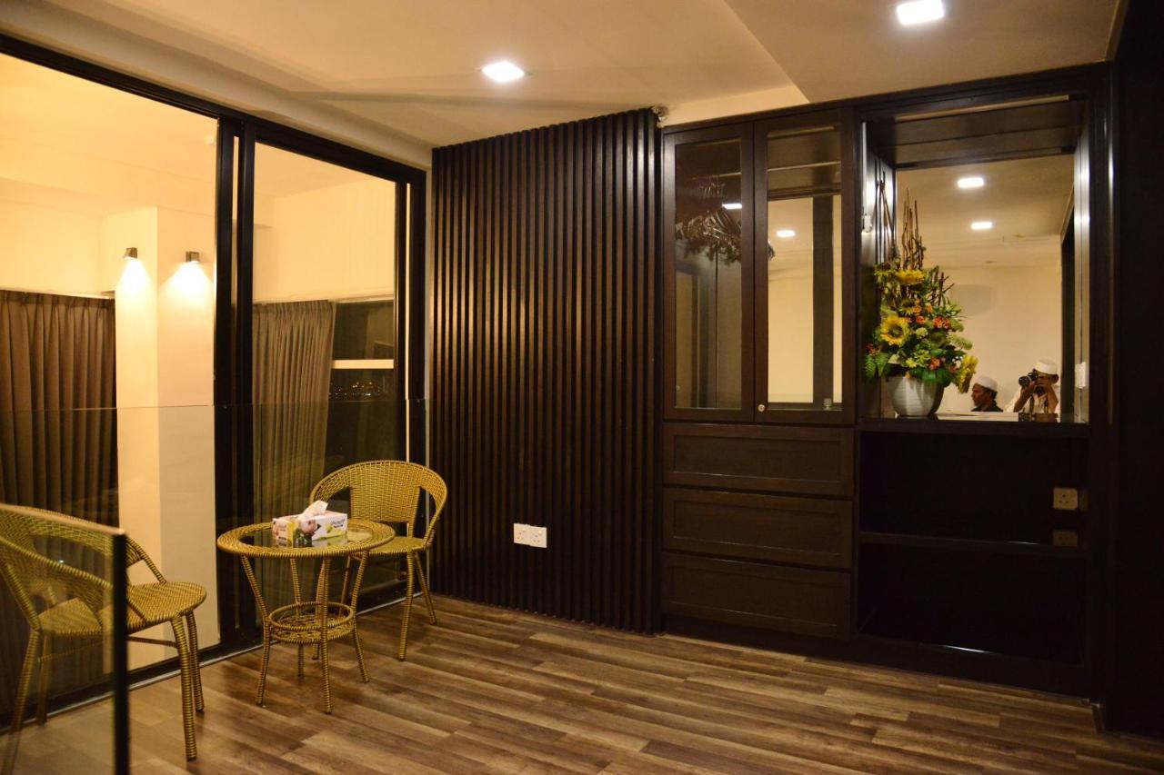 Maritime Suites Duplex Marvelous Sea View George Town Bagian luar foto
